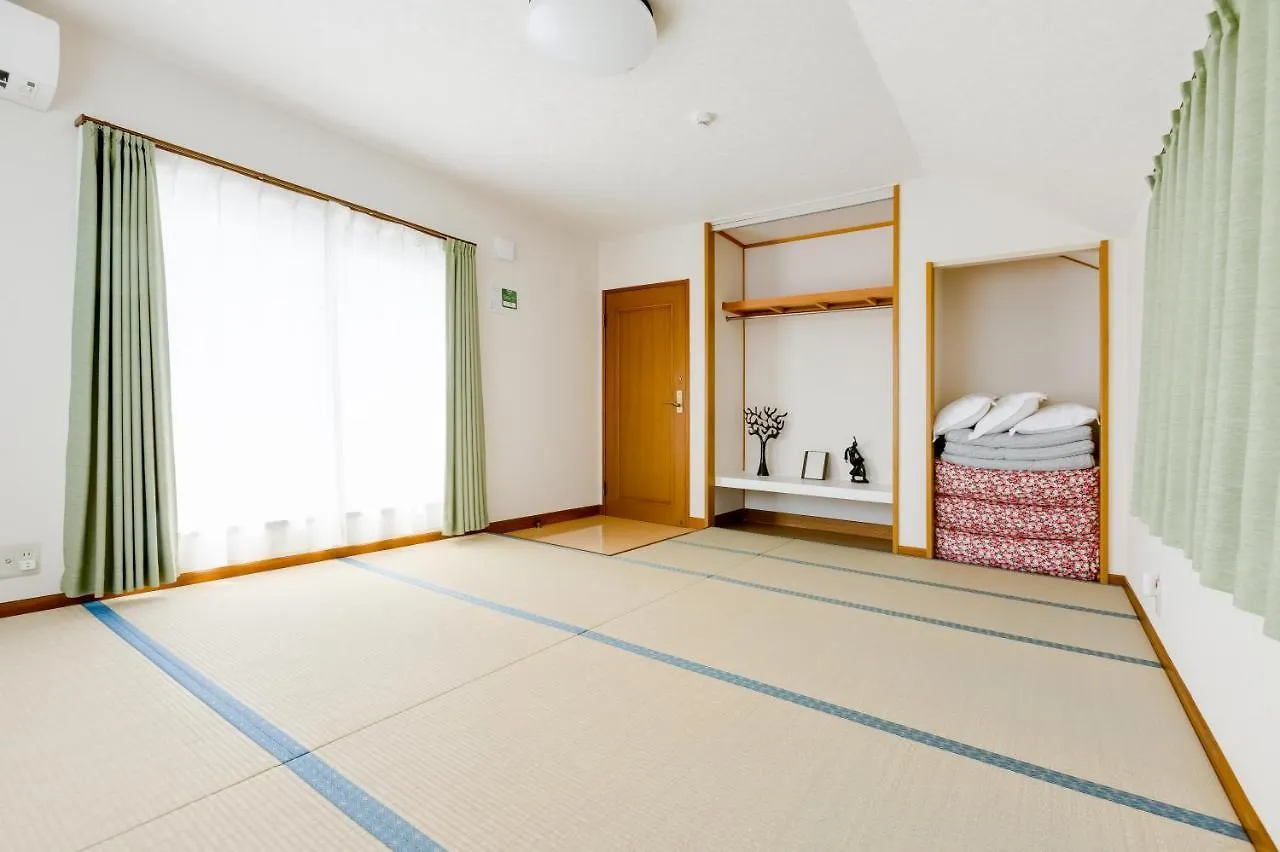 Plus 9 Station Inn Izumisano Guest house