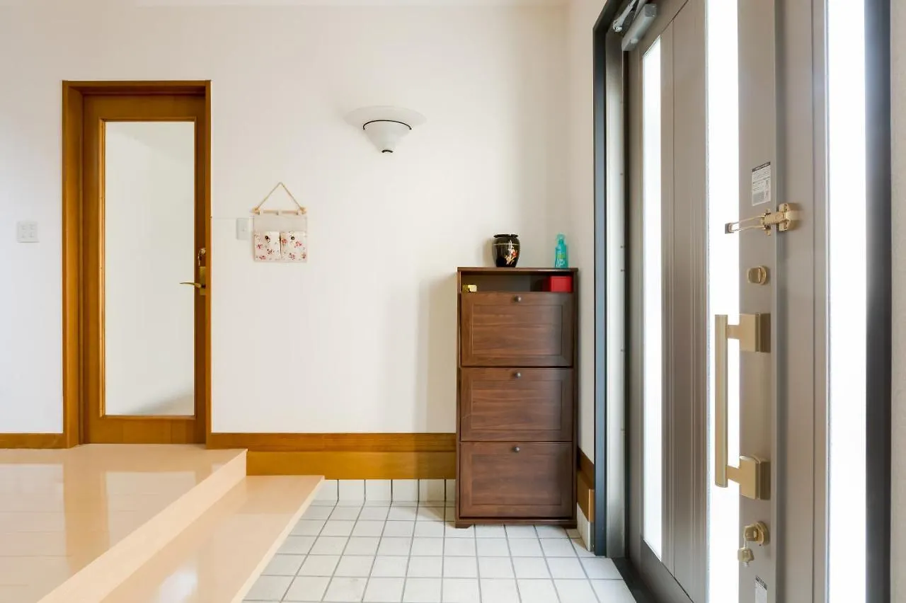 Plus 9 Station Inn Izumisano